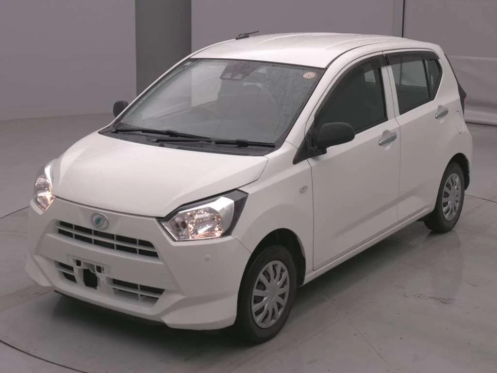 Daihatsu Mira e:S LA350S 2021